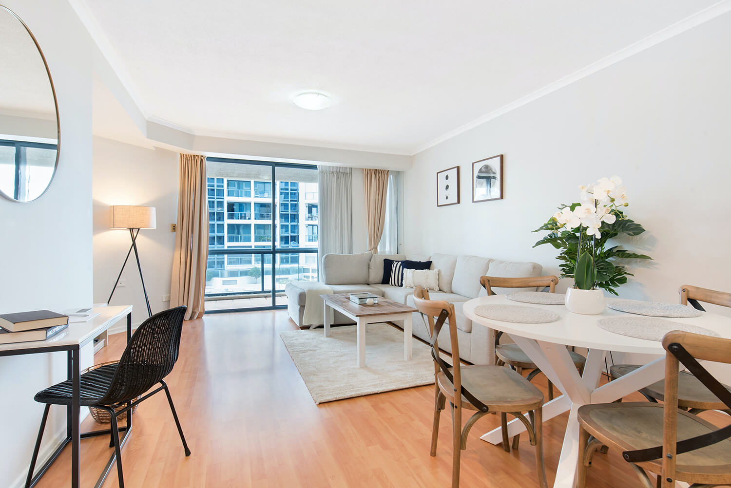 The money apartment buyer gave us a better price than listing it did